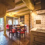 Logis Demeure De La Vignole Hotel Turquant