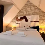 Logis Demeure De La Vignole Hotel