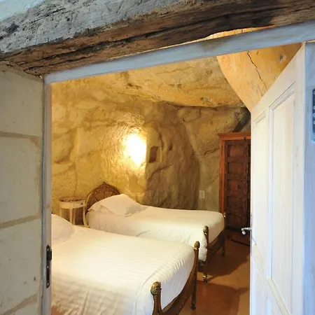 Otel Logis Demeure De La Vignole 3*