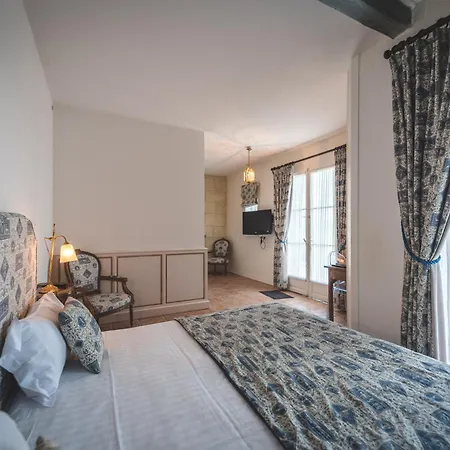 Otel Logis Demeure De La Vignole