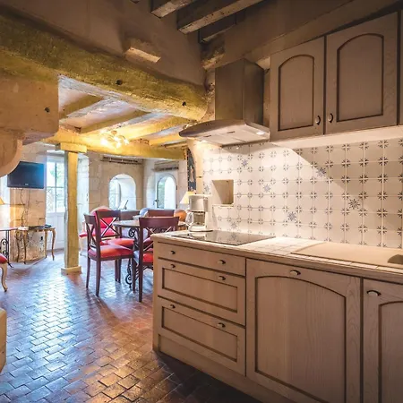 Otel Logis Demeure De La Vignole