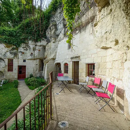 Logis Demeure De La Vignole Otel 3*