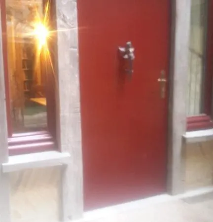 Otel Logis Demeure De La Vignole