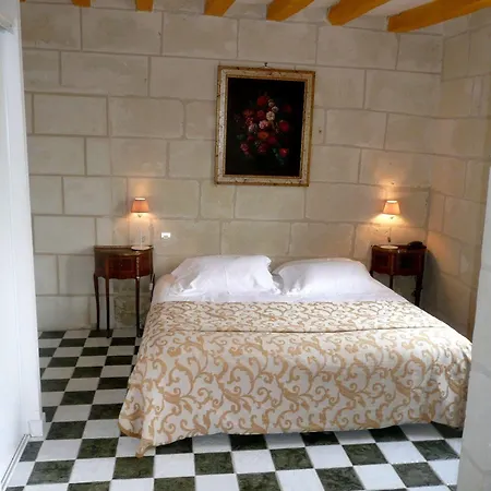 Hotel Logis Demeure De La Vignole