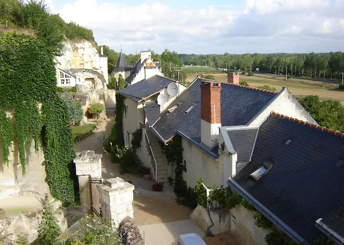 Hotel Logis Demeure De La Vignole 3*