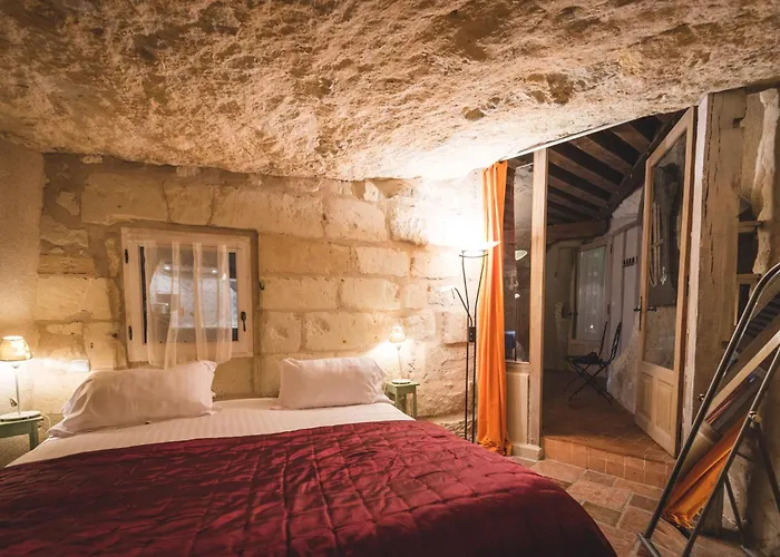 Hotel Logis Demeure De La Vignole 3*