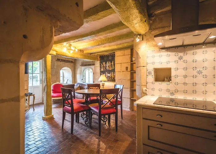 Logis Demeure De La Vignole Hotel Turquant