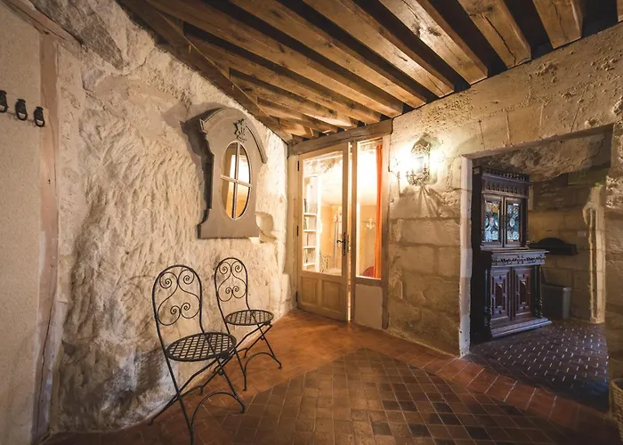 Logis Demeure De La Vignole 3*