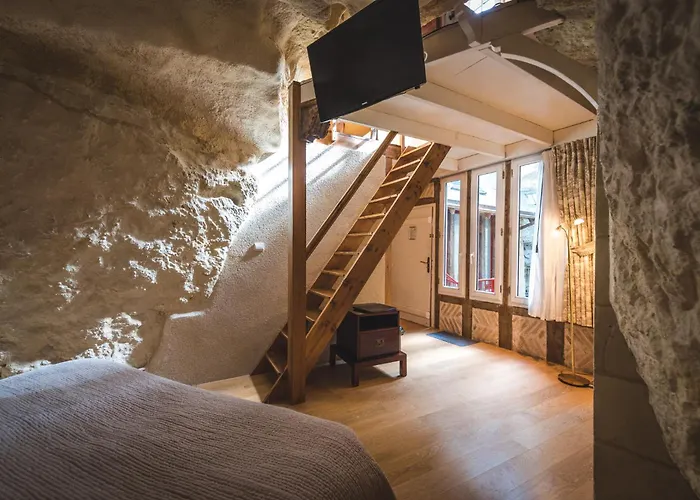 Hotel Logis Demeure De La Vignole