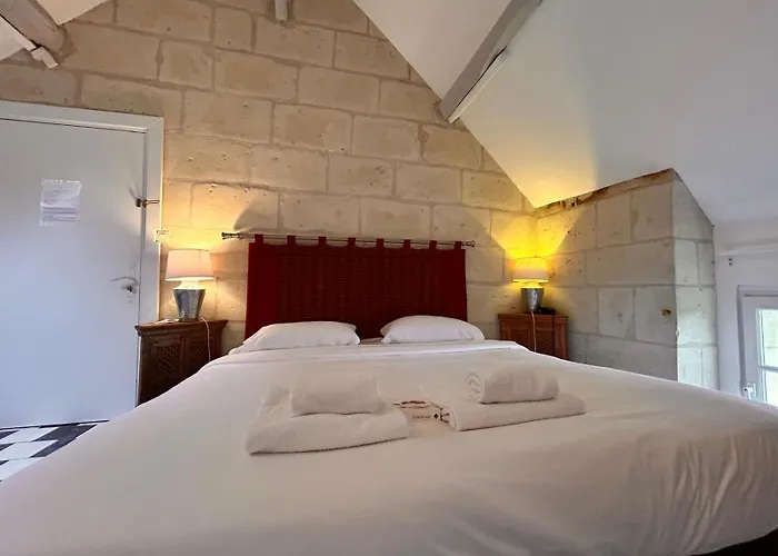 Hotel Logis Demeure De La Vignole 3*