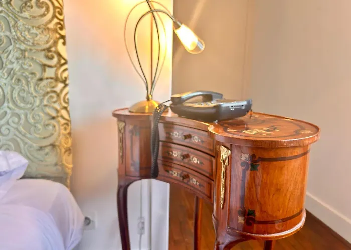 Logis Demeure De La Vignole