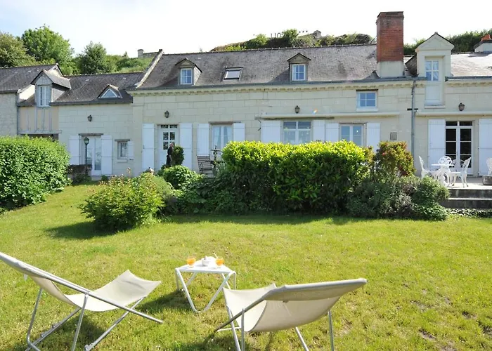 Logis Demeure De La Vignole 3* Turquant